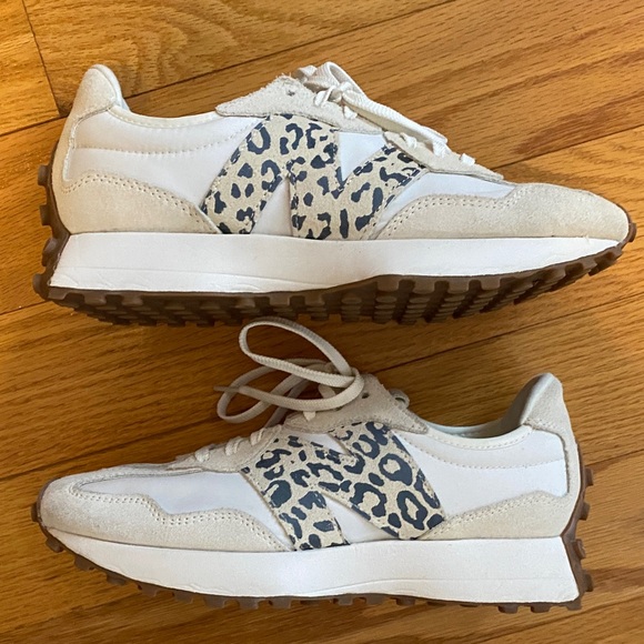 New Balance Shoes - New Balance Cream 327 Sneakers
